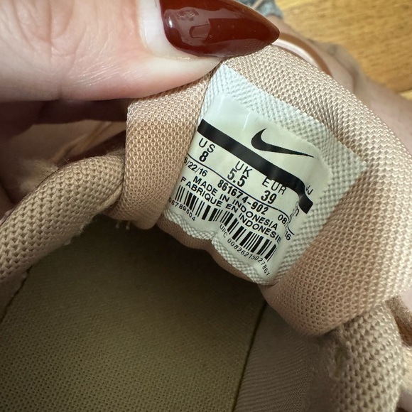 NIKE AIR MAX THEA - METALLIC ROSE GOLD - Picture 3 of 6